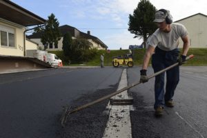 asphalt paving